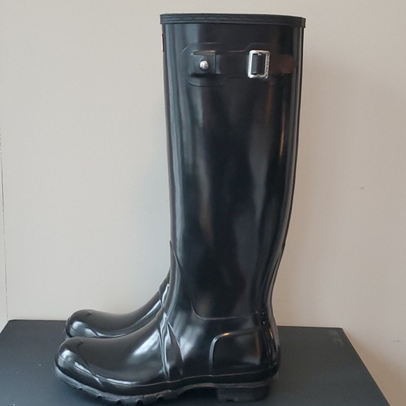 Hunter Tall Boots with Boot Sock Included! - Picture 5 of 16